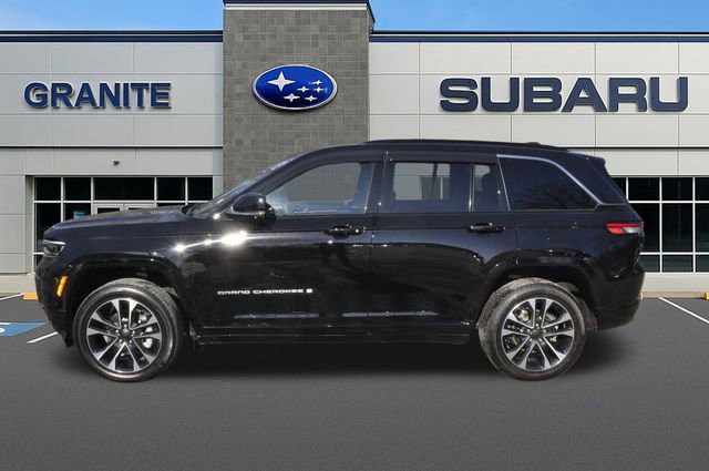 Used 2024 Jeep Grand Cherokee Overland w/ Luxury Tech Group IV image 7