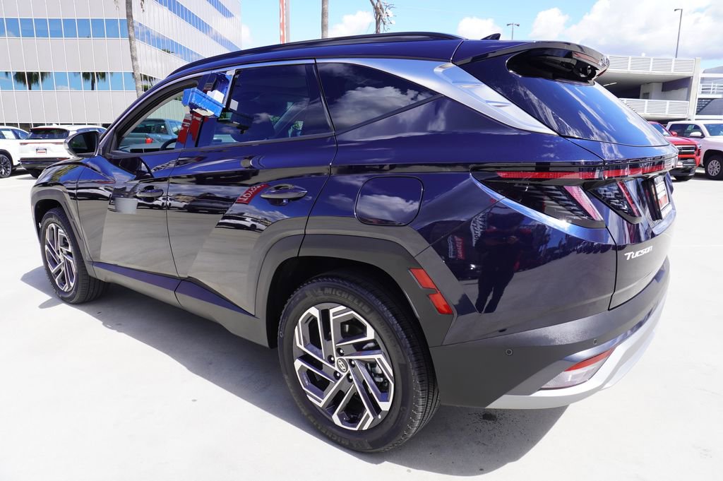 Used 2025 Hyundai Tucson Limited image 5