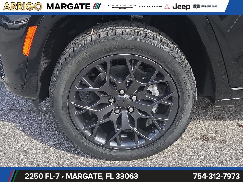 New 2025 Jeep Grand Cherokee L Summit AWD/4WD image 11
