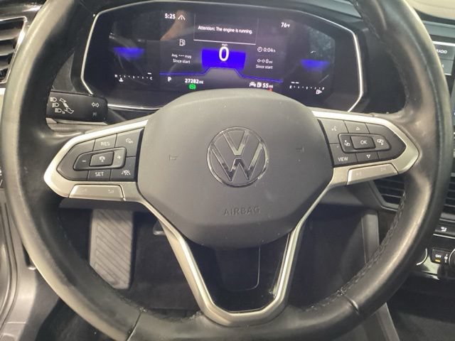 Certified 2023 Volkswagen Jetta SE w/ Panoramic Sunroof Package FWD image 8
