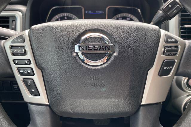 Used 2019 Nissan Titan SV AWD/4WD image 15