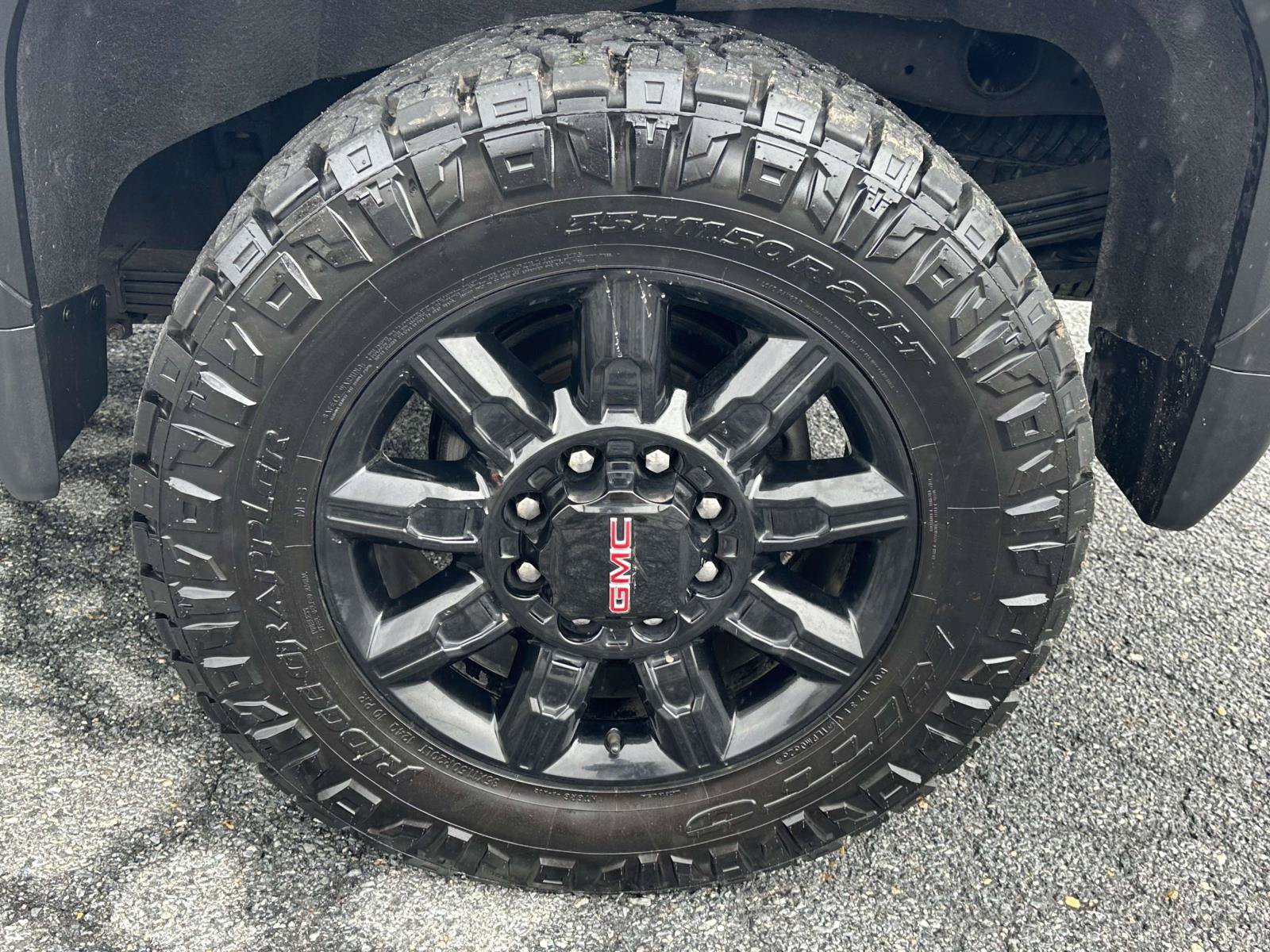 Used 2024 GMC Sierra 2500 AT4 w/ AT4 Premium Plus Package AWD/4WD image 34