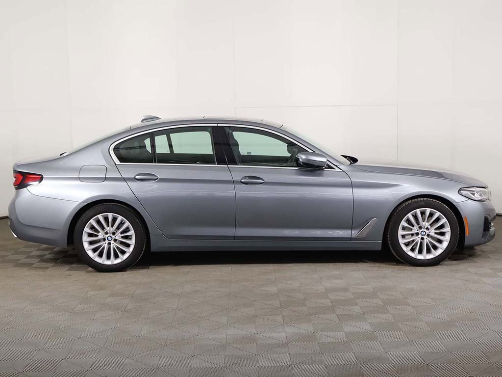 Used 2023 BMW 530i xDrive w/ Convenience Package image 19