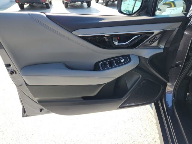 Used 2025 Subaru Legacy Limited image 31