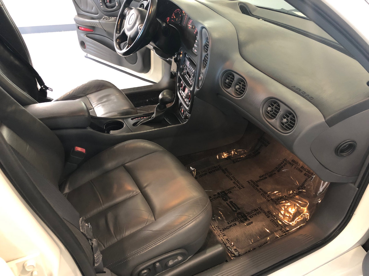 Used 2003 Pontiac Bonneville SSEi image 12