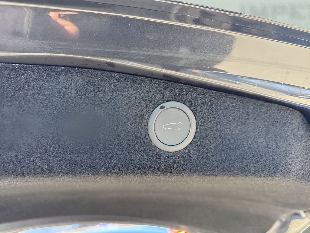 Used 2024 Tesla Model 3 Standard Range image 32