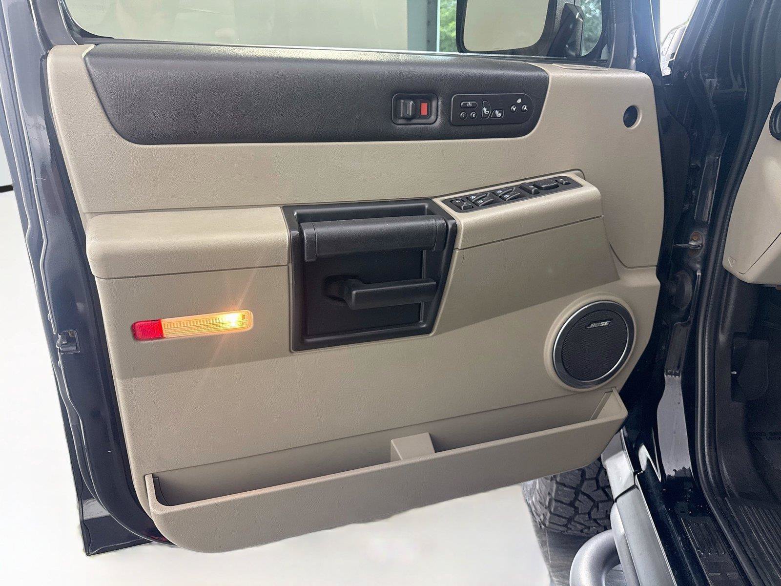 Used 2006 HUMMER H2 SUT AWD/4WD image 9