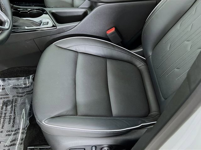 Certified 2024 Buick Encore GX Avenir w/ Avenir Technology Package image 18
