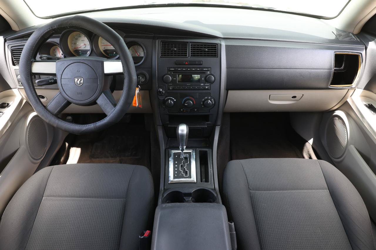 Used 2007 Dodge Charger RWD image 2