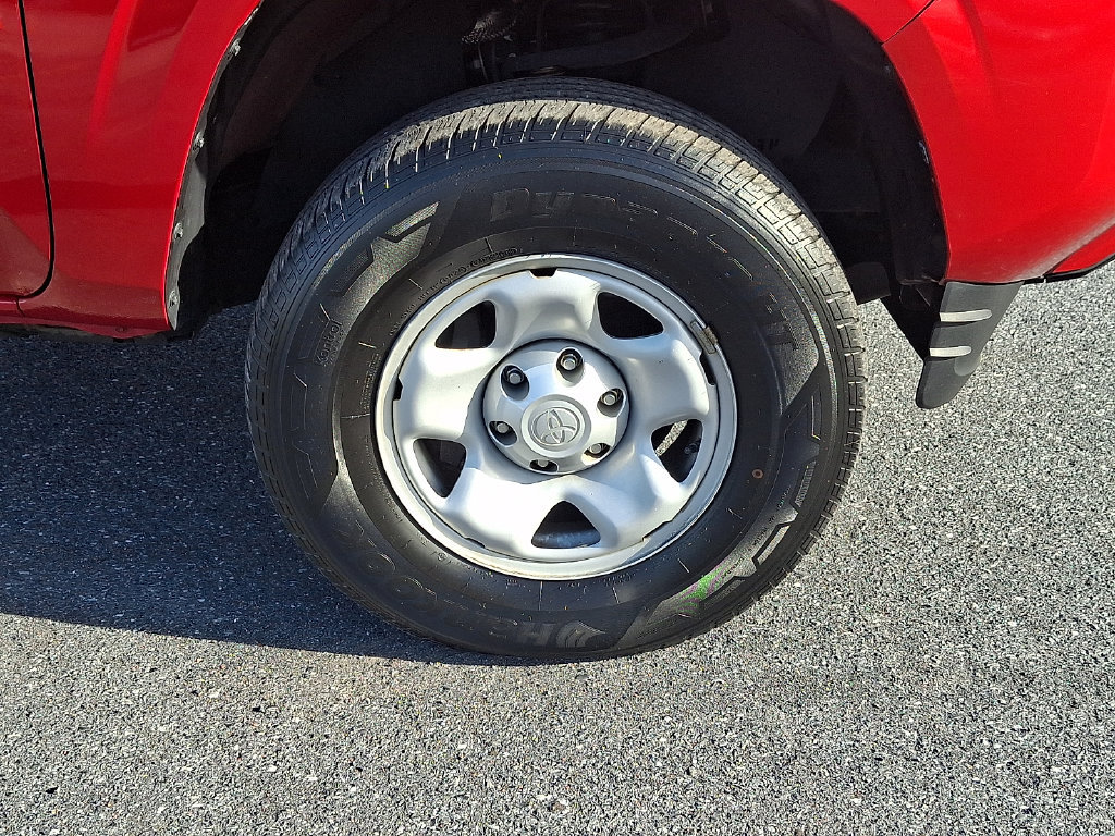 Used 2023 Toyota Tacoma SR AWD/4WD image 8
