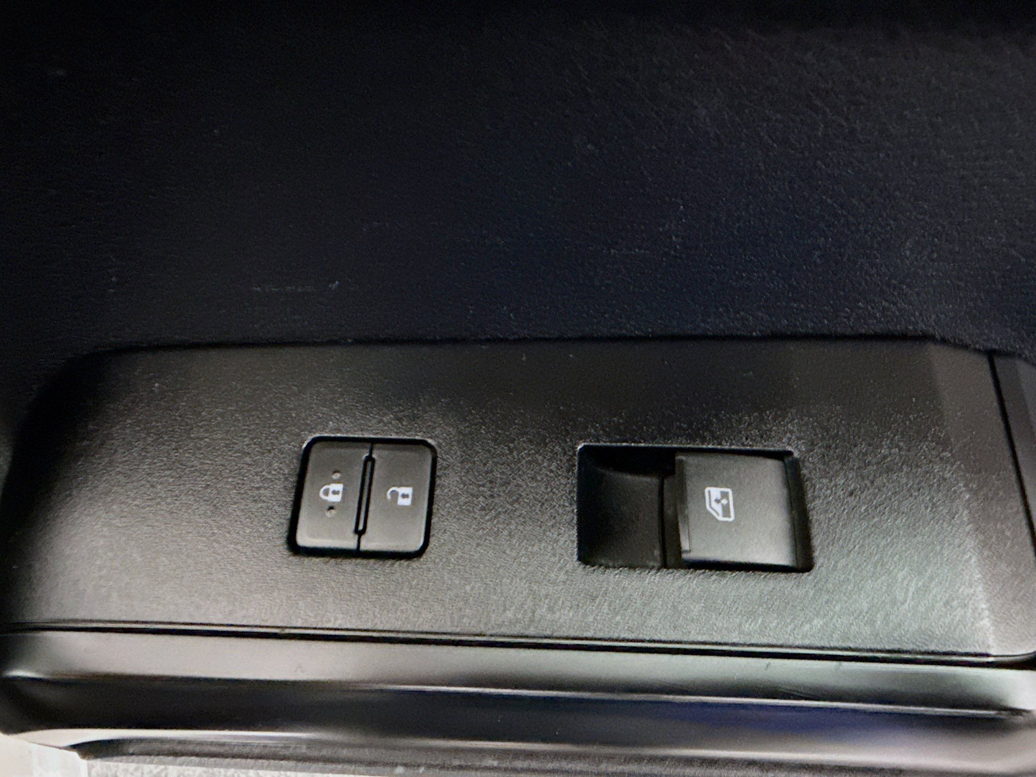 Used 2020 Toyota Tacoma SR RWD image 30