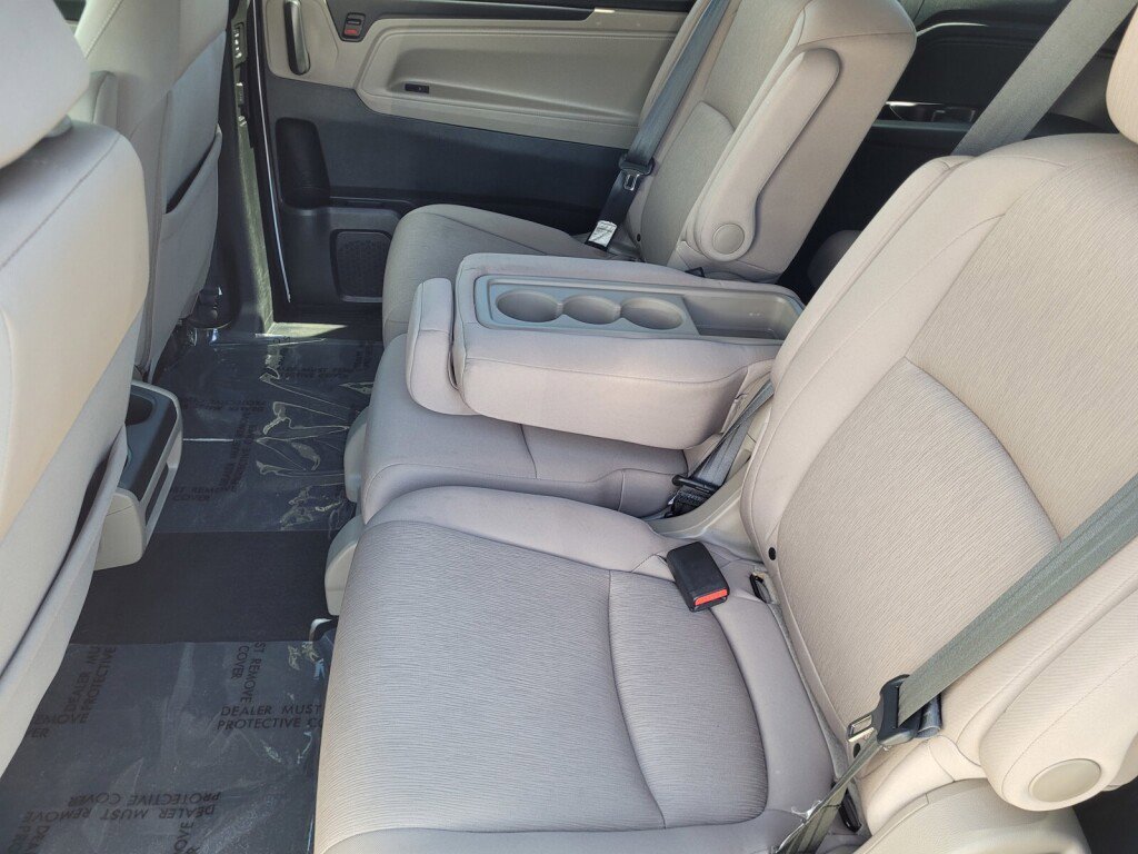 Certified 2024 Honda Odyssey EX image 17