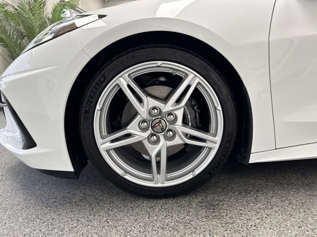 Used 2020 Chevrolet Corvette Stingray Preferred Cpe w/ 2LT Preferred Equipment Group RWD image 12