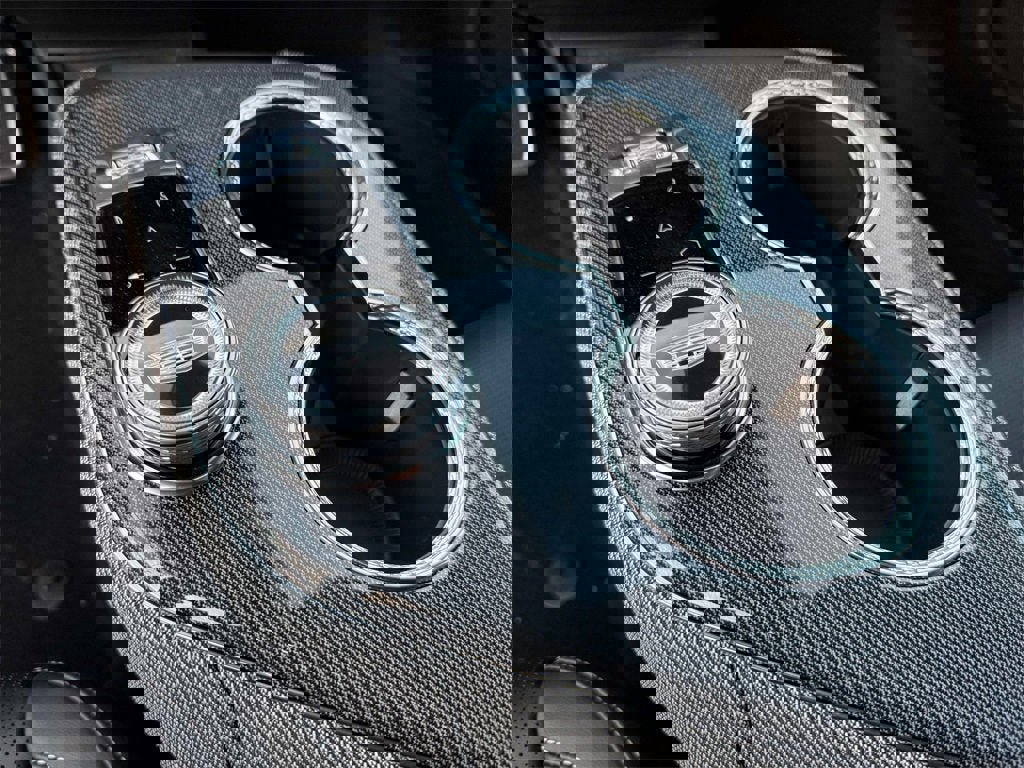 New 2026 Cadillac Optiq Sport 2 image 15