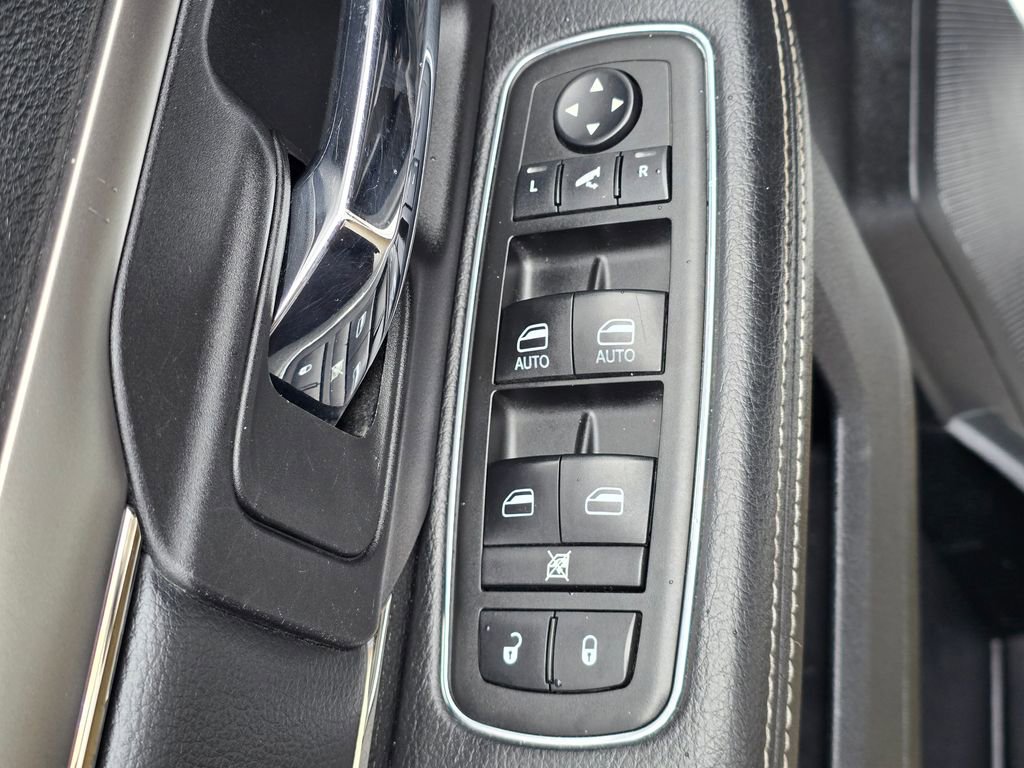 Used 2014 RAM 1500 Sport w/ Sport Premium Group image 16