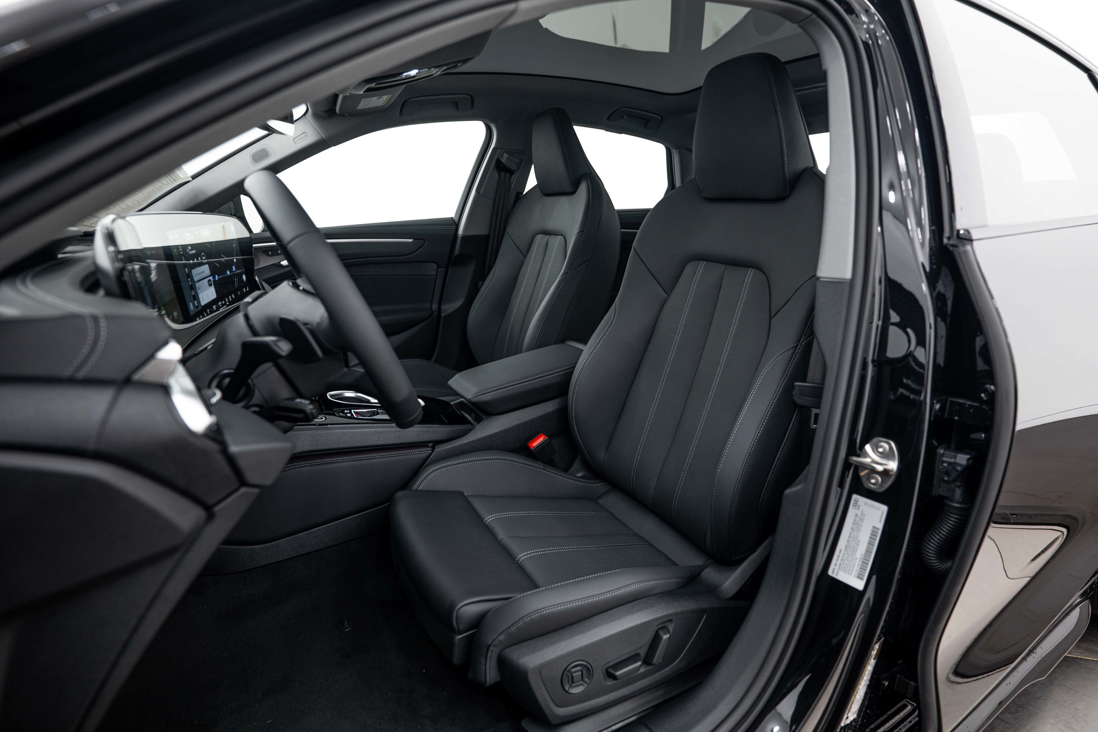 New 2026 Audi A6 Premium Plus AWD/4WD image 16