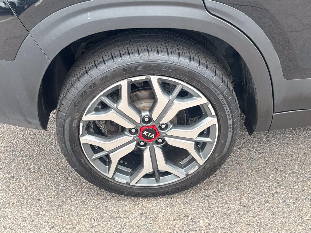 Used 2021 Kia Seltos S AWD/4WD image 41
