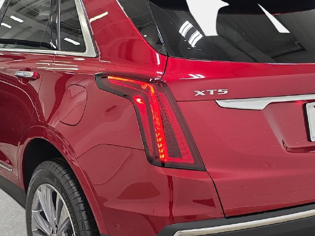 New 2026 Cadillac XT5 Premium Luxury w/ Driver Assist Package FWD image 31