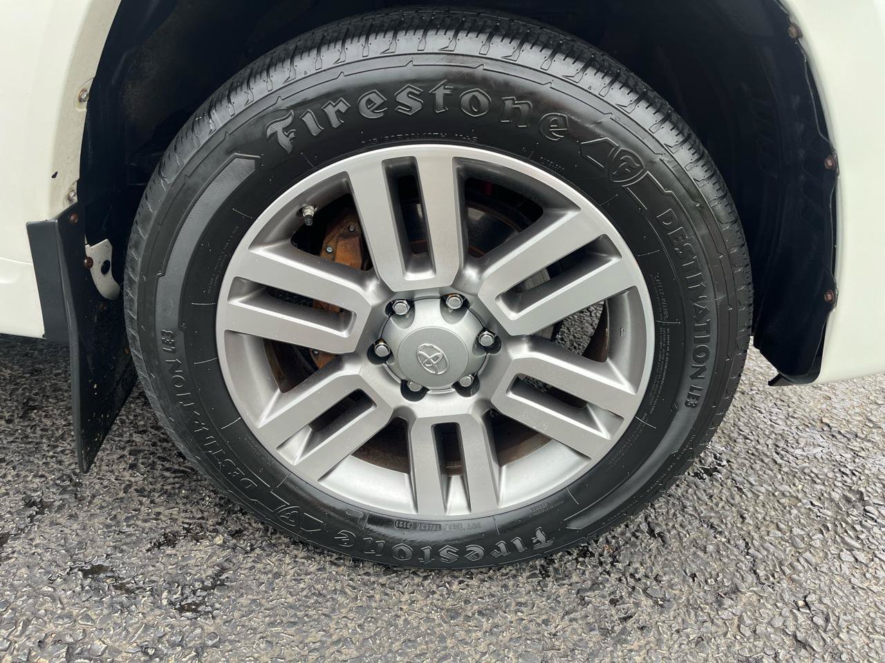 Used 2010 Toyota 4Runner Limited AWD/4WD image 13