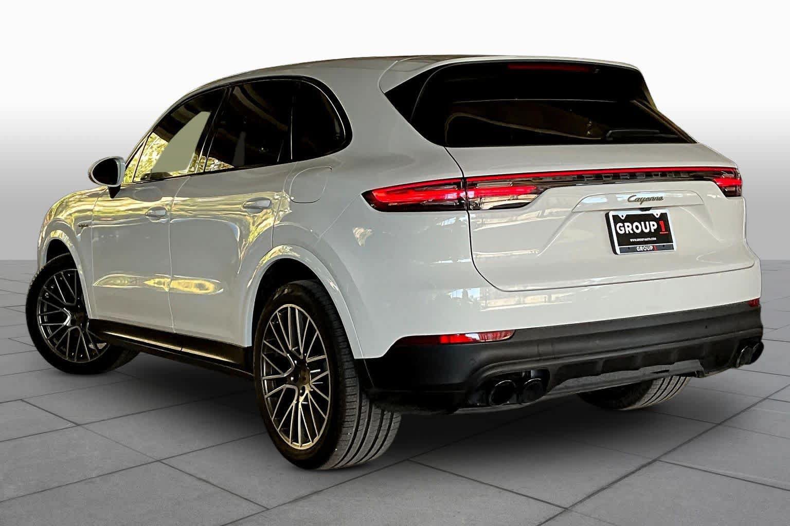 Used 2022 Porsche Cayenne E-Hybrid AWD/4WD image 22