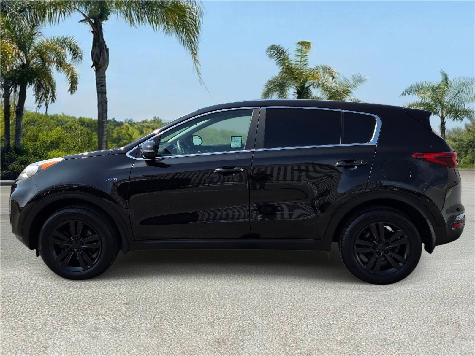 Used 2022 Kia Sportage LX w/ LX AWD Value Edition Package image 2