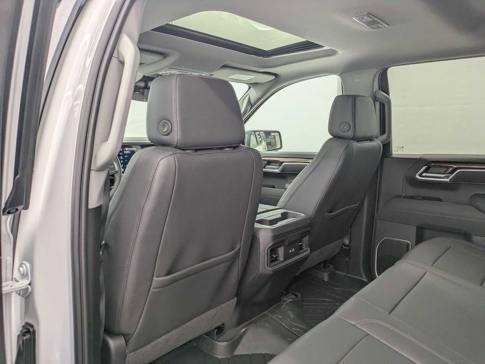 New 2026 Chevrolet Silverado 1500 RST w/ Redline Edition image 20