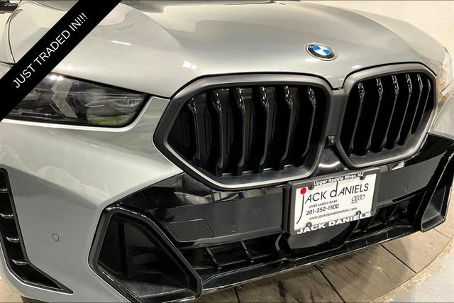 Used 2024 BMW X6 xDrive40i w/ Premium Package image 30
