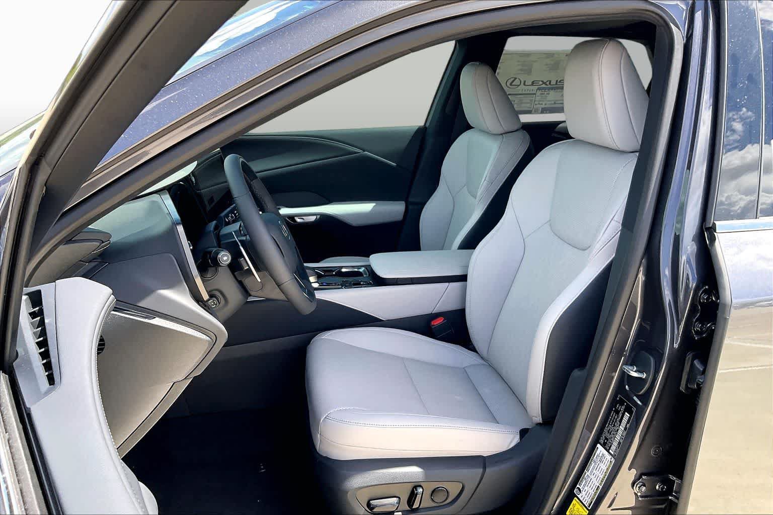 New 2026 Lexus RX 350 Premium Plus w/ Convenience Package FWD image 17