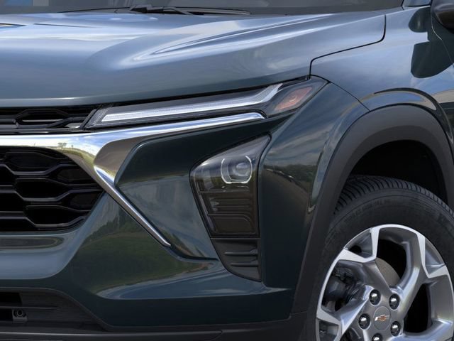 New 2026 Chevrolet Trax LS w/ LS Convenience Package FWD image 12