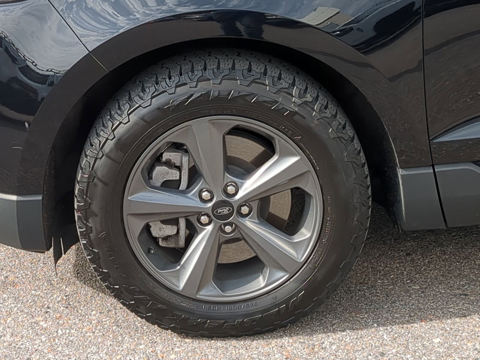 Used 2023 Ford Edge SEL w/ Sport Appearance Package image 15