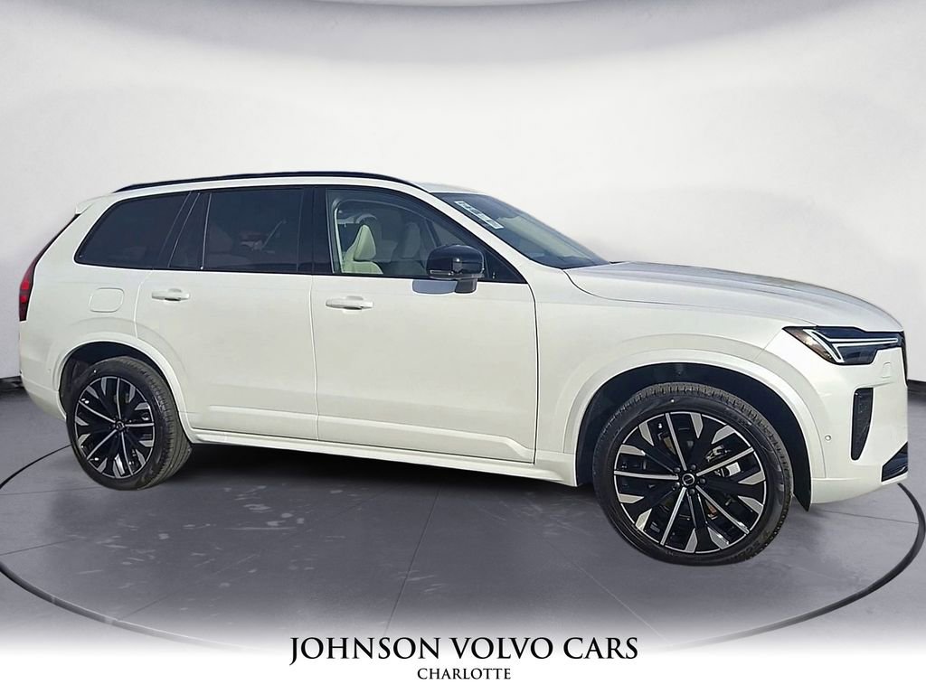 New 2026 Volvo XC90 B6 Ultra w/ Lounge Package image 6