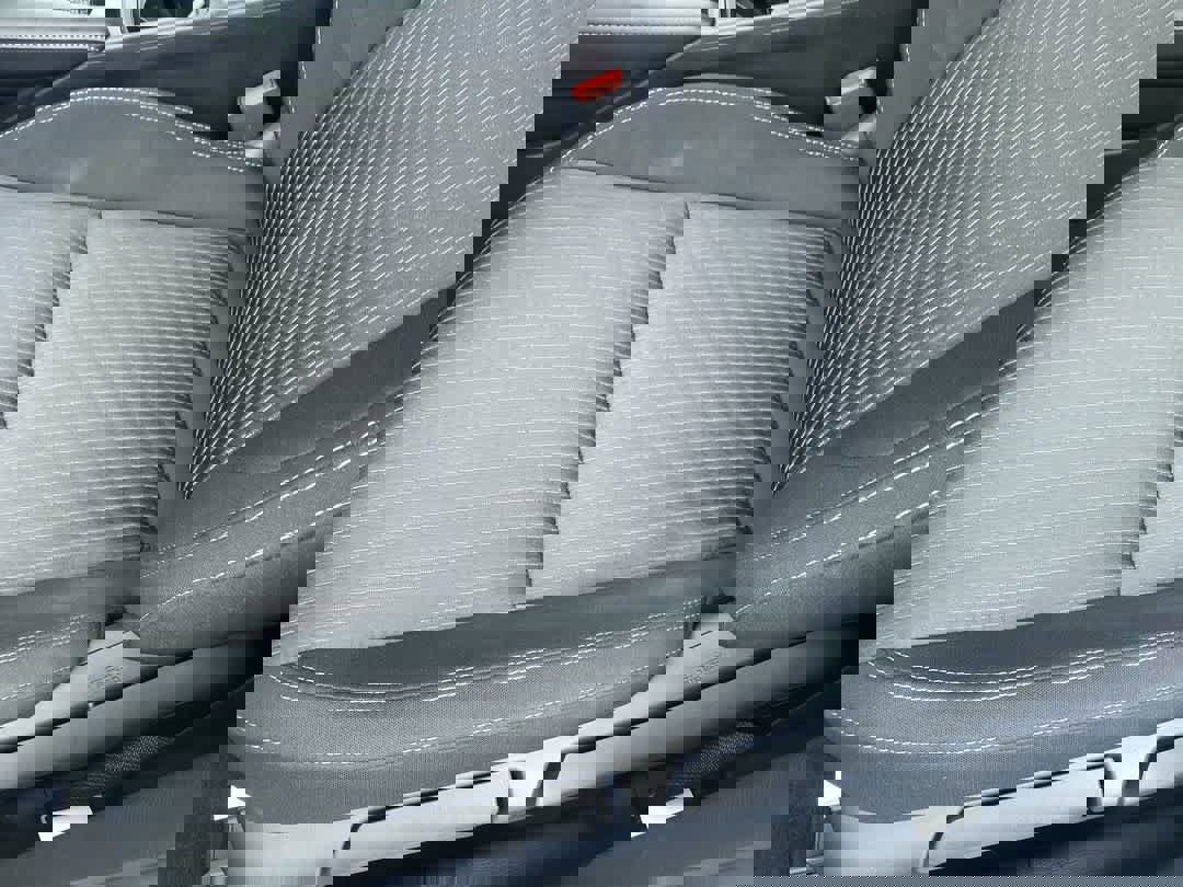 Used 2023 Mitsubishi Outlander ES FWD image 11