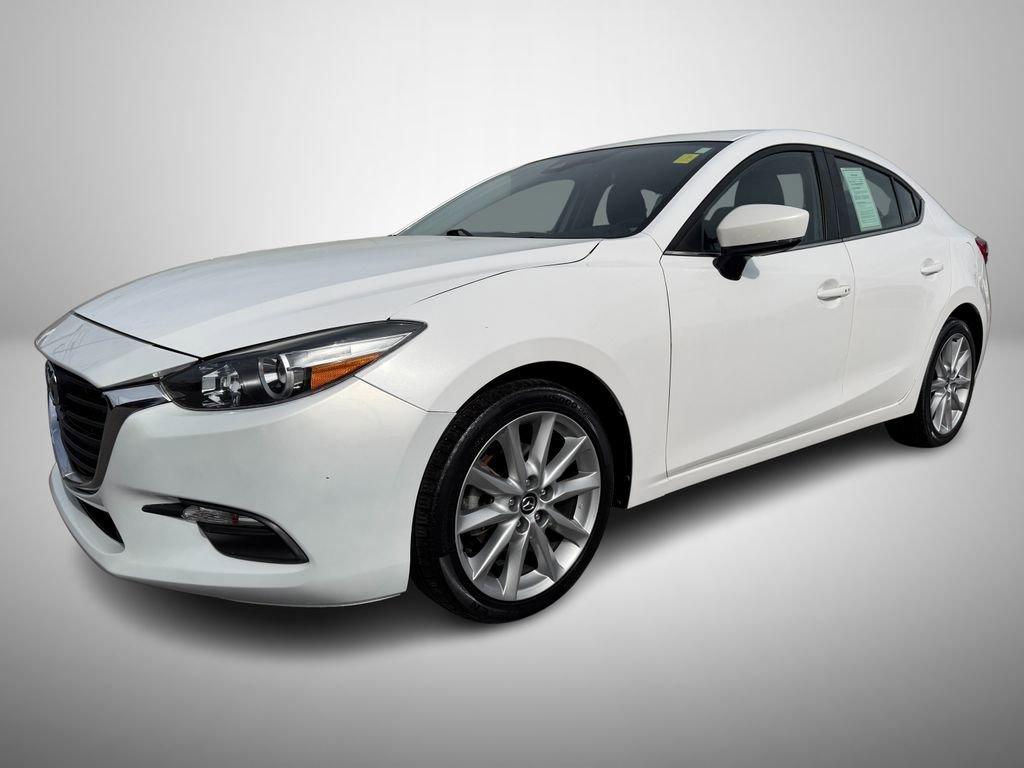 Used 2018 MAZDA MAZDA3 Touring image 2