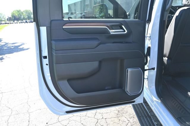 New 2026 GMC Sierra 3500 Denali w/ Denali Reserve Package AWD/4WD image 16