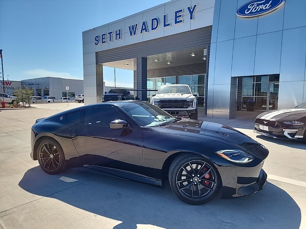 Used 2024 Nissan Z Performance w/ Floor Mat Package image 1