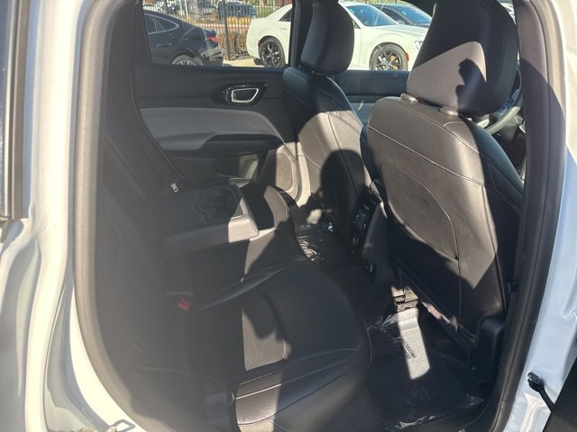 Used 2024 Jeep Compass Limited image 21