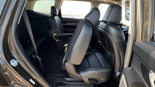 Used 2022 Kia Telluride S image 73