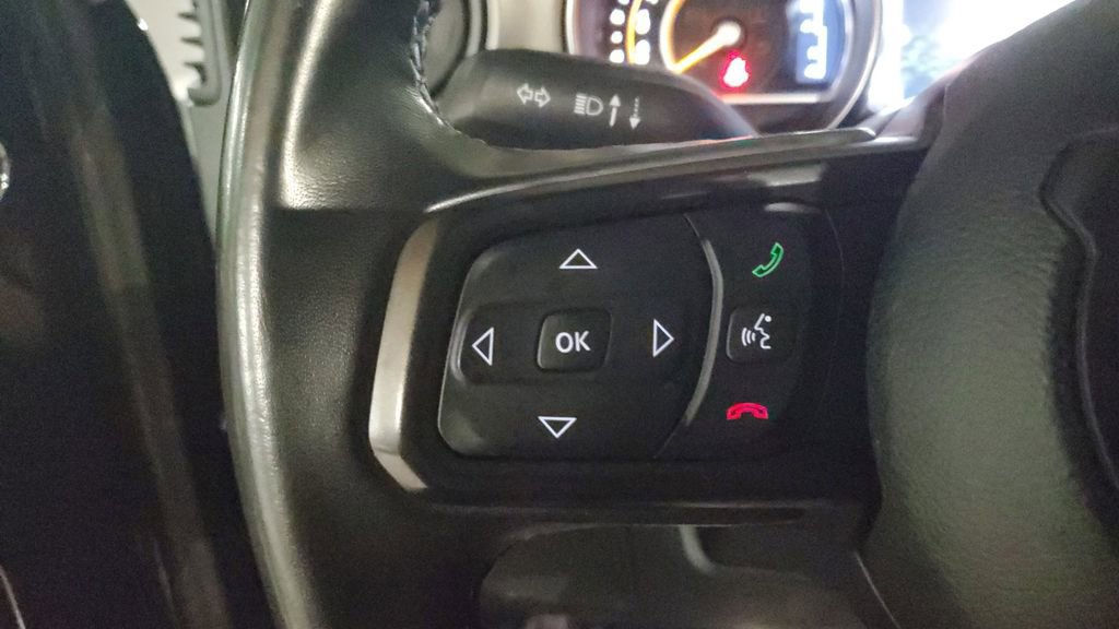 Used 2022 Jeep Wrangler Sport S image 28