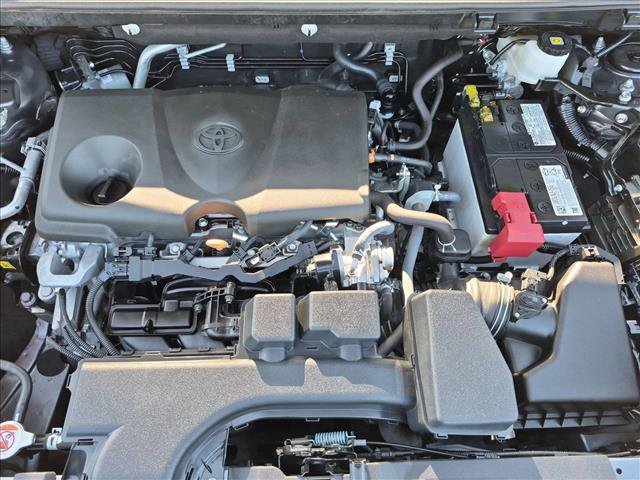 Certified 2025 Toyota RAV4 XLE FWD image 22