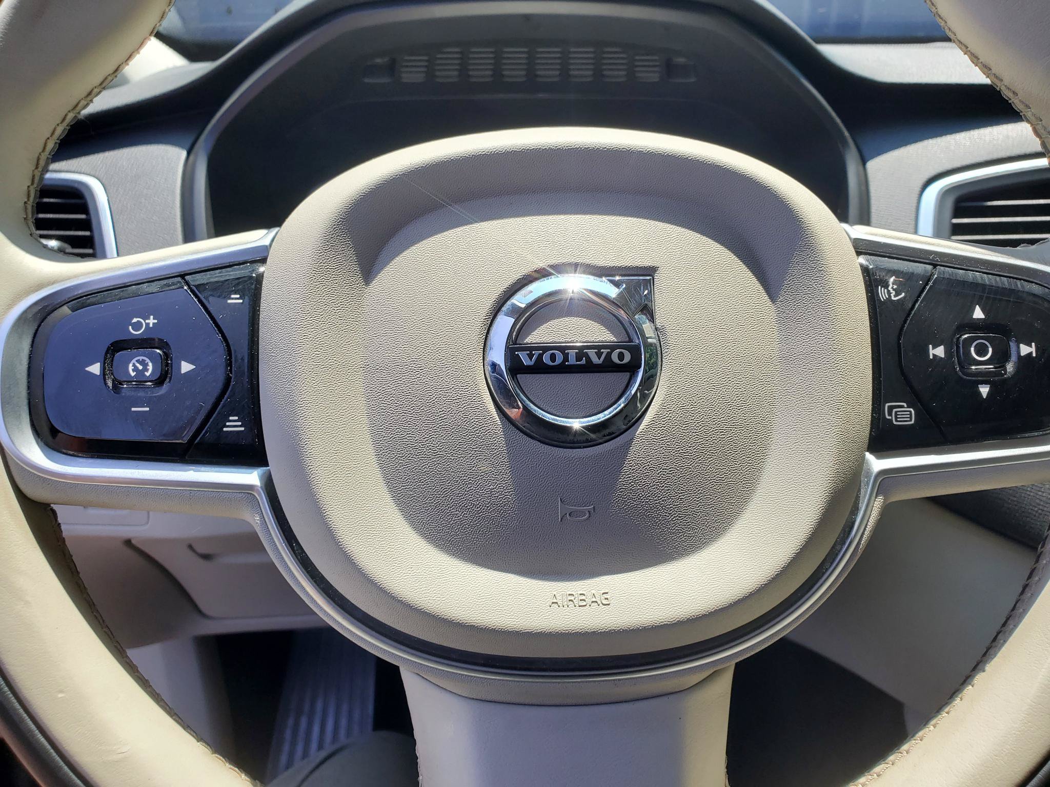 Used 2019 Volvo XC90 T6 Momentum w/ Advanced Package AWD/4WD image 21