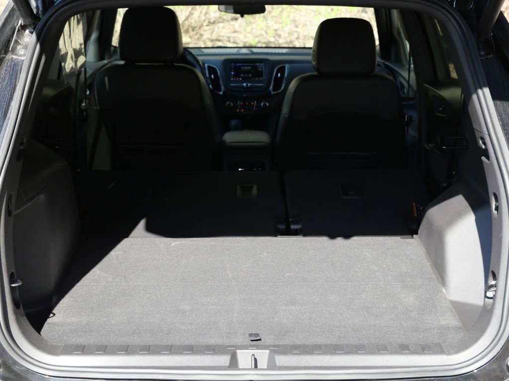 Used 2023 Chevrolet Equinox RS AWD/4WD image 30