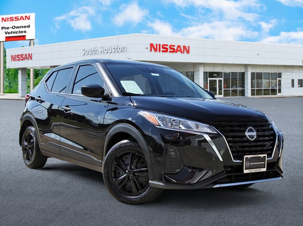 Used 2025 Nissan Kicks Play S
