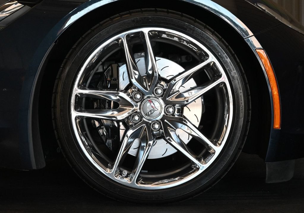 Used 2014 Chevrolet Corvette Stingray Coupe w/ 3LT Preferred Equipment Group RWD image 9
