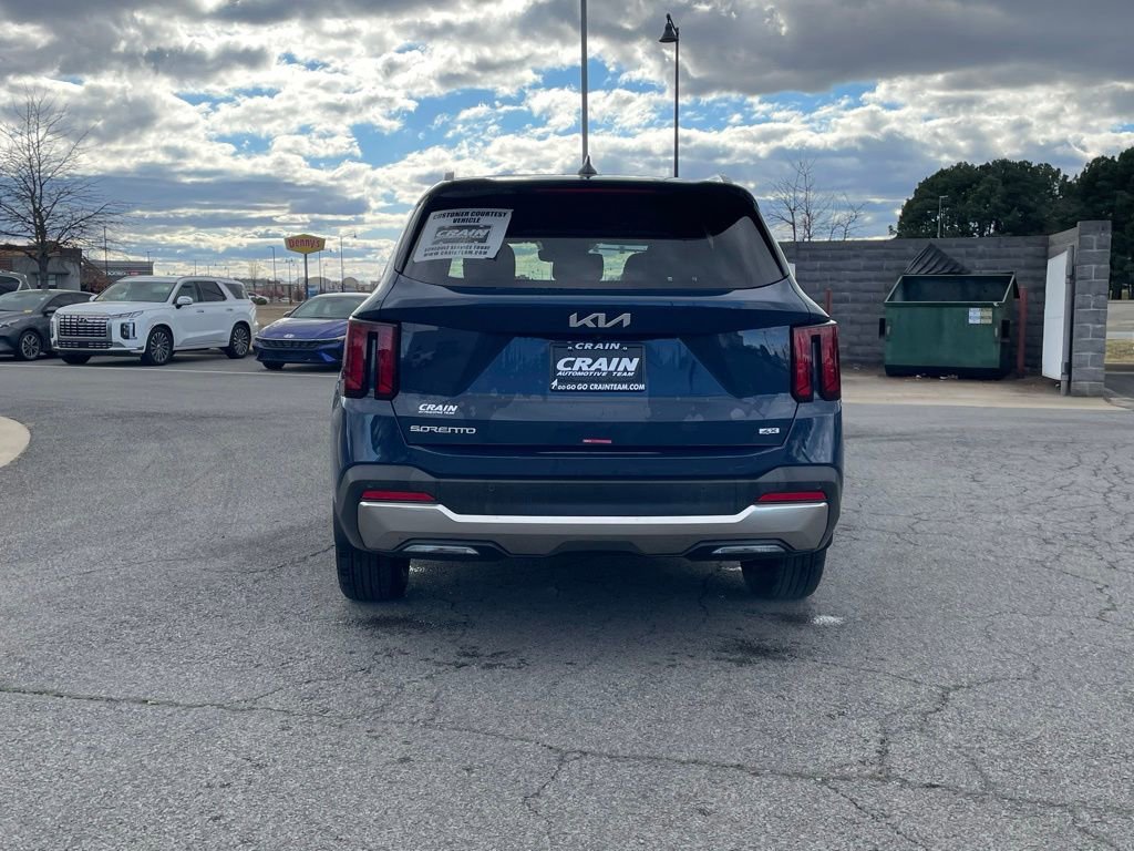 New 2025 Kia Sorento S AWD/4WD image 6
