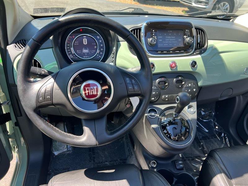 Used 2017 FIAT 500 Lounge FWD image 13
