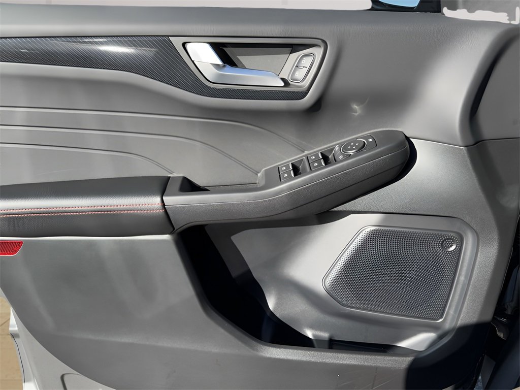 New 2025 Ford Escape ST-Line w/ Equipment Group 301A image 25