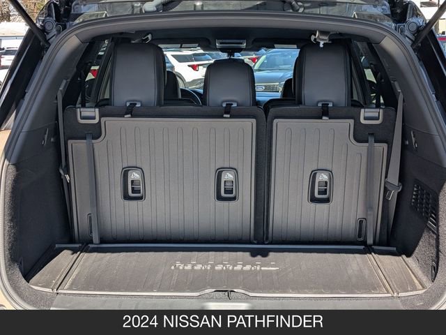 Used 2024 Nissan Pathfinder Rock Creek AWD/4WD image 10