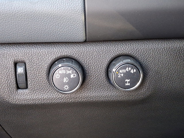 Used 2021 Chevrolet Colorado Z71 w/ Safety Package image 29