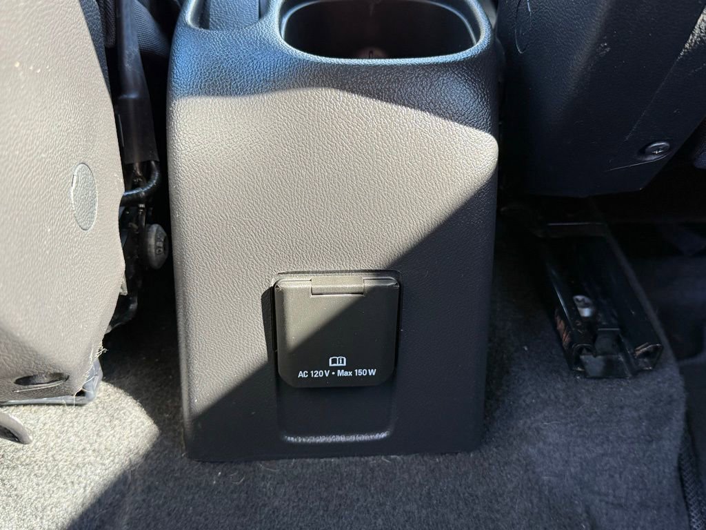 Used 2020 Chevrolet Trax LT w/ LT Convenience Package FWD image 22