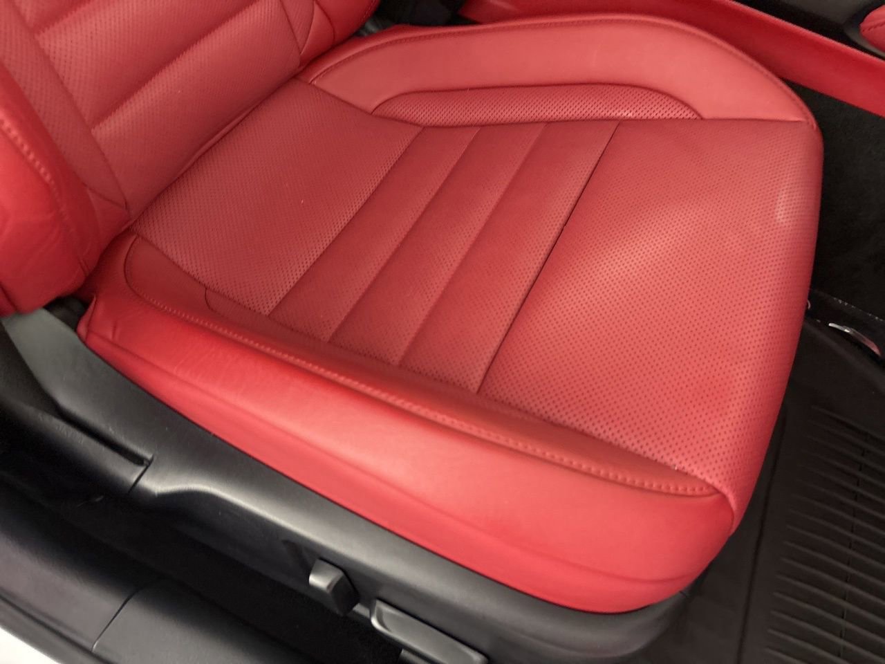 Used 2022 Lexus IS 350 F Sport w/ Navigation Package image 28